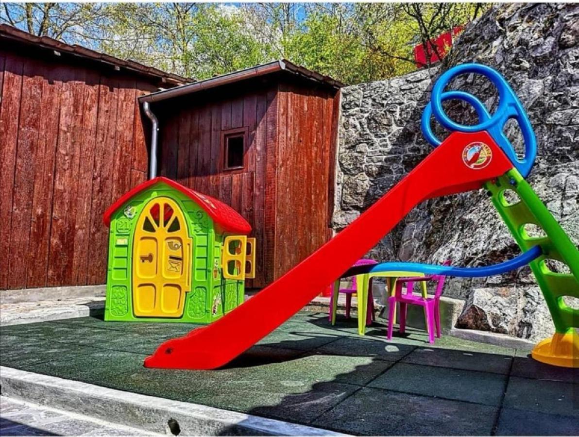 Holiday House Pasjak Sapjane Exterior foto